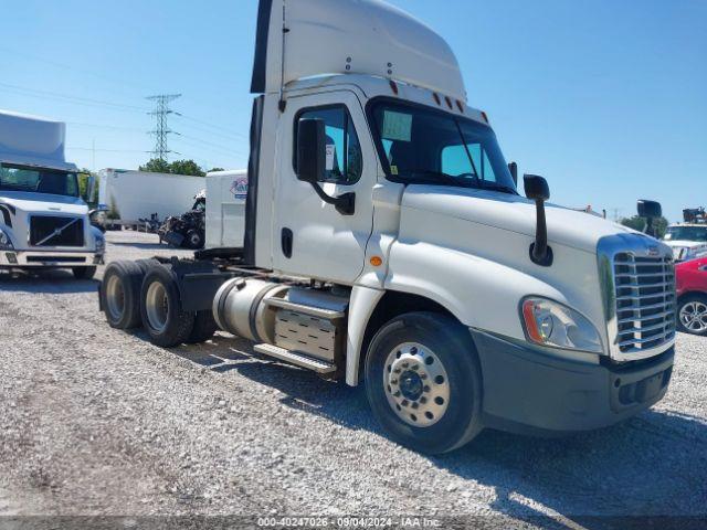  Salvage Freightliner Cascadia 125