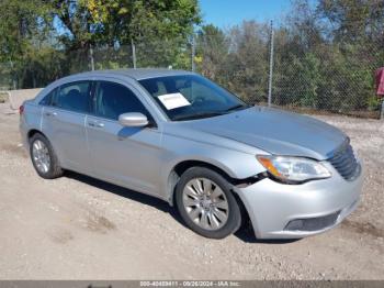  Salvage Chrysler 200