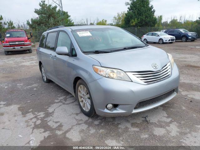  Salvage Toyota Sienna