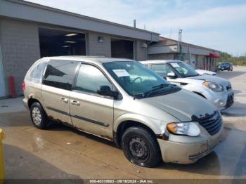  Salvage Chrysler Town & Country