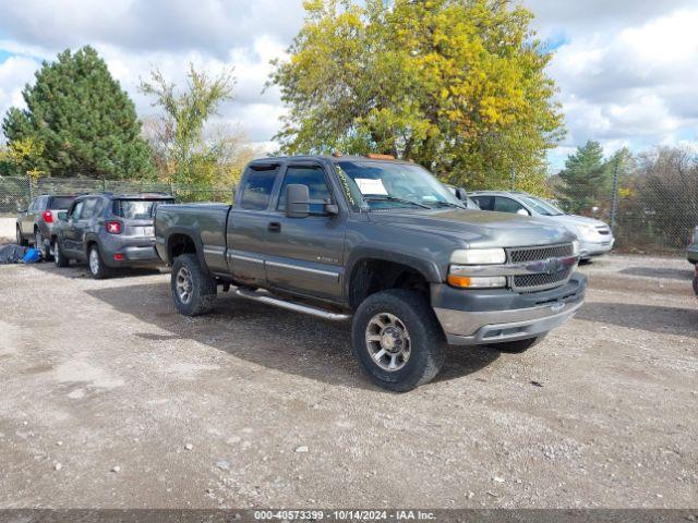  Salvage Chevrolet Silverado 2500