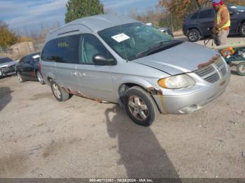  Salvage Dodge Grand Caravan