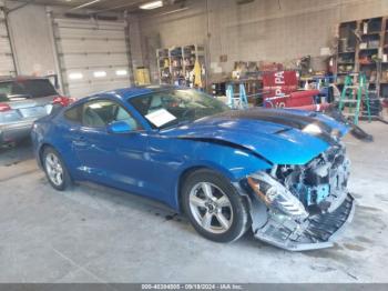  Salvage Ford Mustang