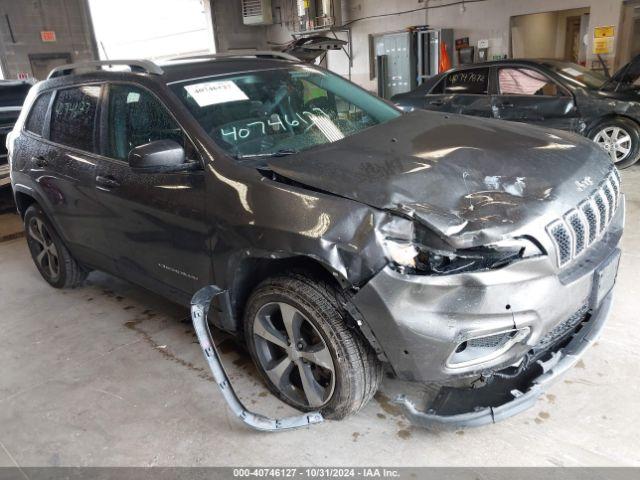  Salvage Jeep Cherokee