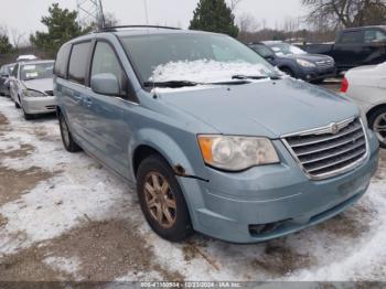  Salvage Chrysler Town & Country