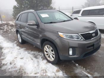  Salvage Kia Sorento