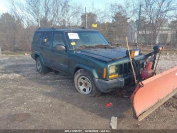  Salvage Jeep Cherokee