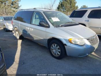  Salvage Chrysler Town & Country