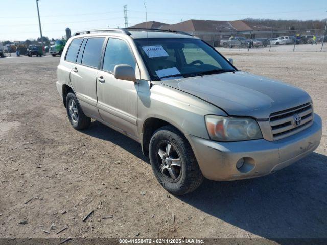  Salvage Toyota Highlander