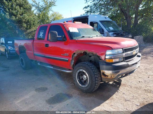  Salvage Chevrolet Silverado 2500