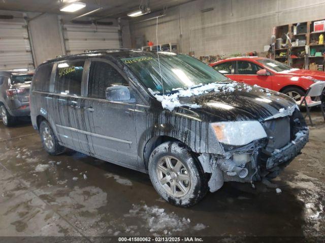  Salvage Chrysler Town & Country