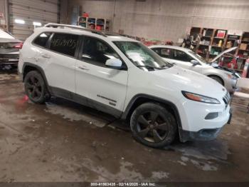  Salvage Jeep Cherokee