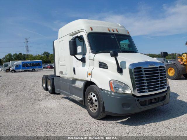  Salvage Freightliner Cascadia 113