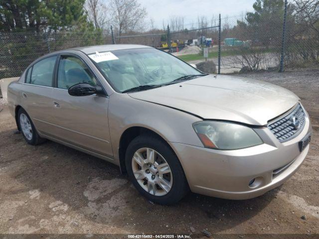  Salvage Nissan Altima