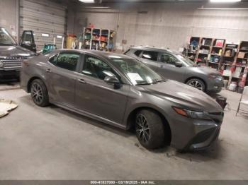  Salvage Toyota Camry