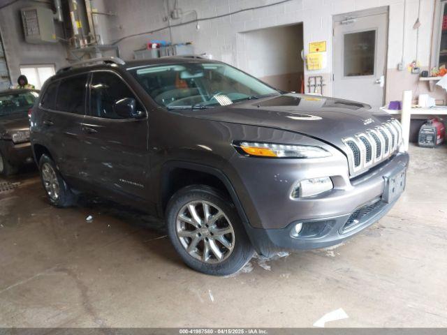  Salvage Jeep Cherokee
