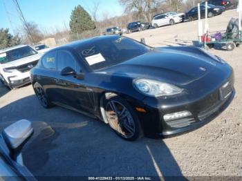  Salvage Porsche Panamera