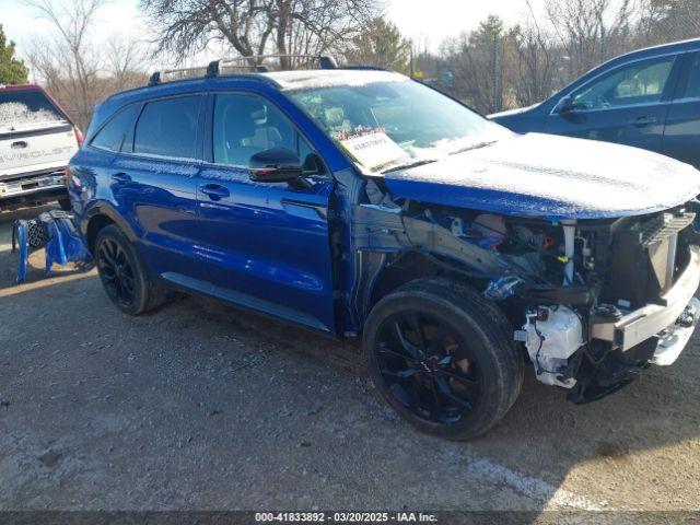  Salvage Kia Sorento