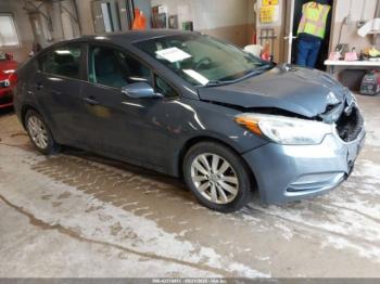  Salvage Kia Forte
