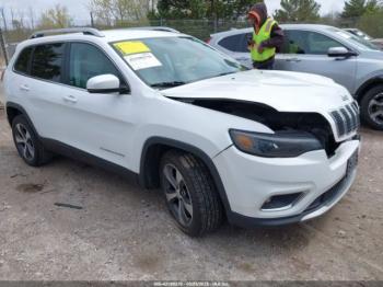  Salvage Jeep Cherokee