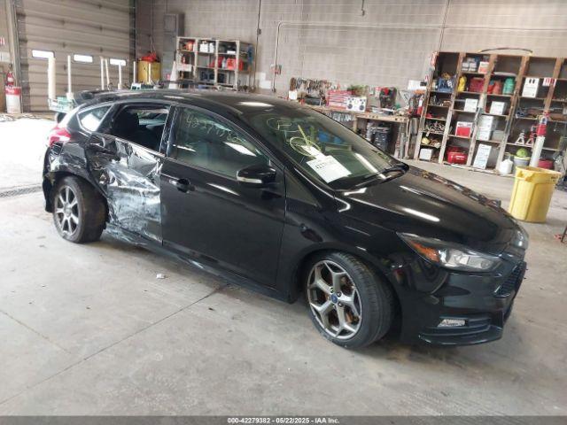  Salvage Ford Focus St