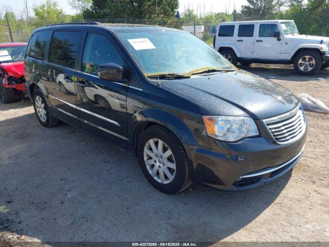  Salvage Chrysler Town & Country