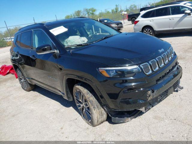  Salvage Jeep Compass
