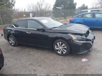  Salvage Nissan Altima
