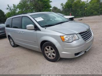  Salvage Chrysler Town & Country