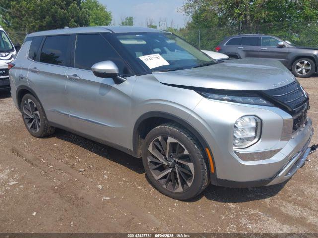  Salvage Mitsubishi Outlander