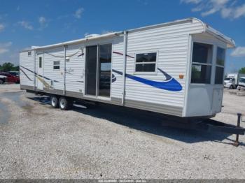  Salvage Hy Line Travel Trailer 39 
