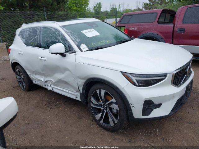  Salvage Volvo XC40
