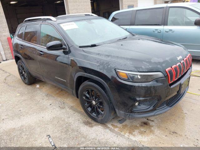  Salvage Jeep Cherokee