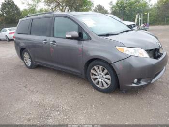  Salvage Toyota Sienna