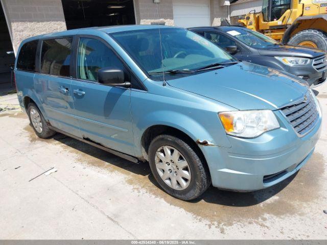  Salvage Chrysler Town & Country