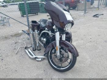  Salvage Harley-Davidson Flhx