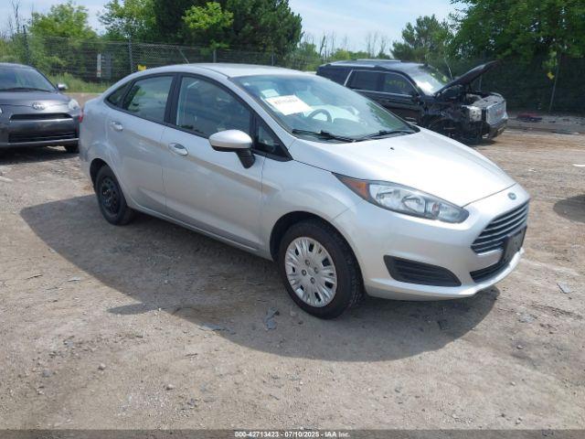  Salvage Ford Fiesta