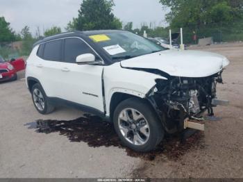  Salvage Jeep Compass