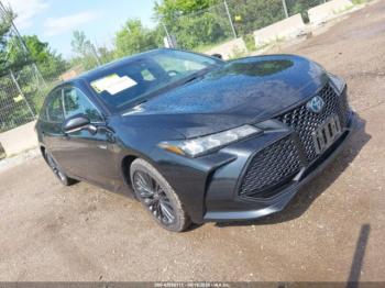  Salvage Toyota Avalon
