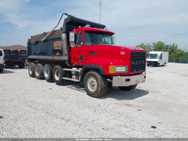  Salvage Mack 700