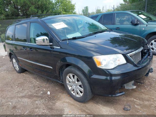  Salvage Chrysler Town & Country
