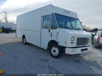  Salvage Freightliner Chassis