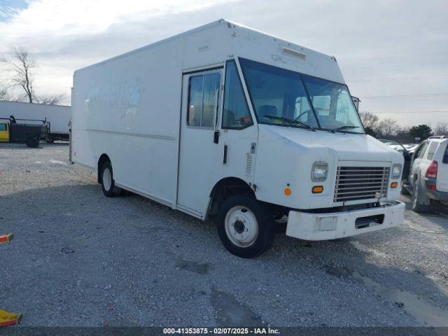  Salvage Freightliner Chassis