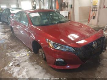  Salvage Nissan Altima