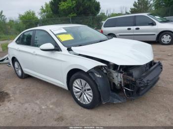  Salvage Volkswagen Jetta