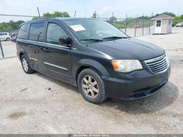  Salvage Chrysler Town & Country