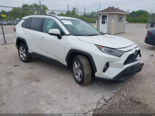  Salvage Toyota RAV4