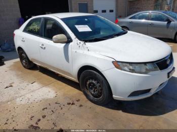  Salvage Kia Forte
