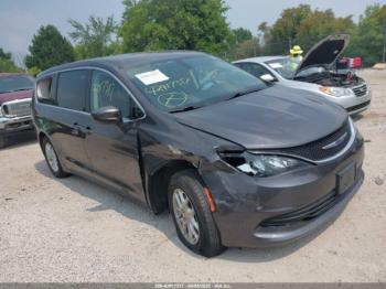  Salvage Chrysler Pacifica