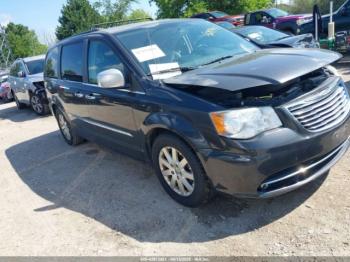  Salvage Chrysler Town & Country